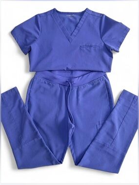 Mandala Women's V-Neck Scrub Top & Jogger Pants Set